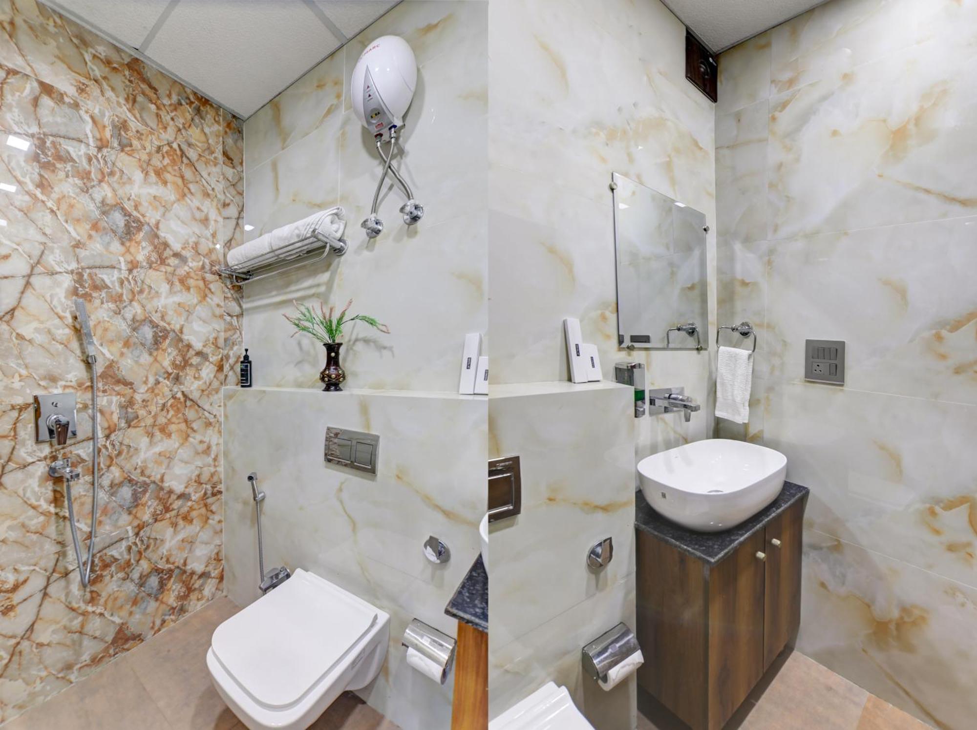 Status By Hotel The Emporio Ghaziabad Εξωτερικό φωτογραφία